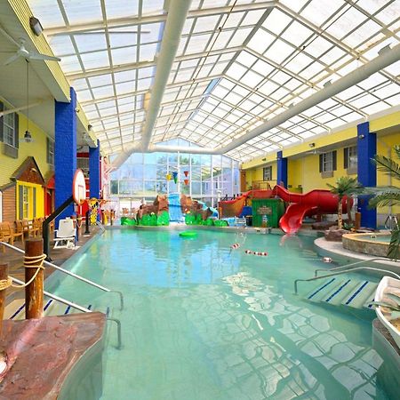 Comfort Inn Splash Harbor Bellville Bagian luar foto