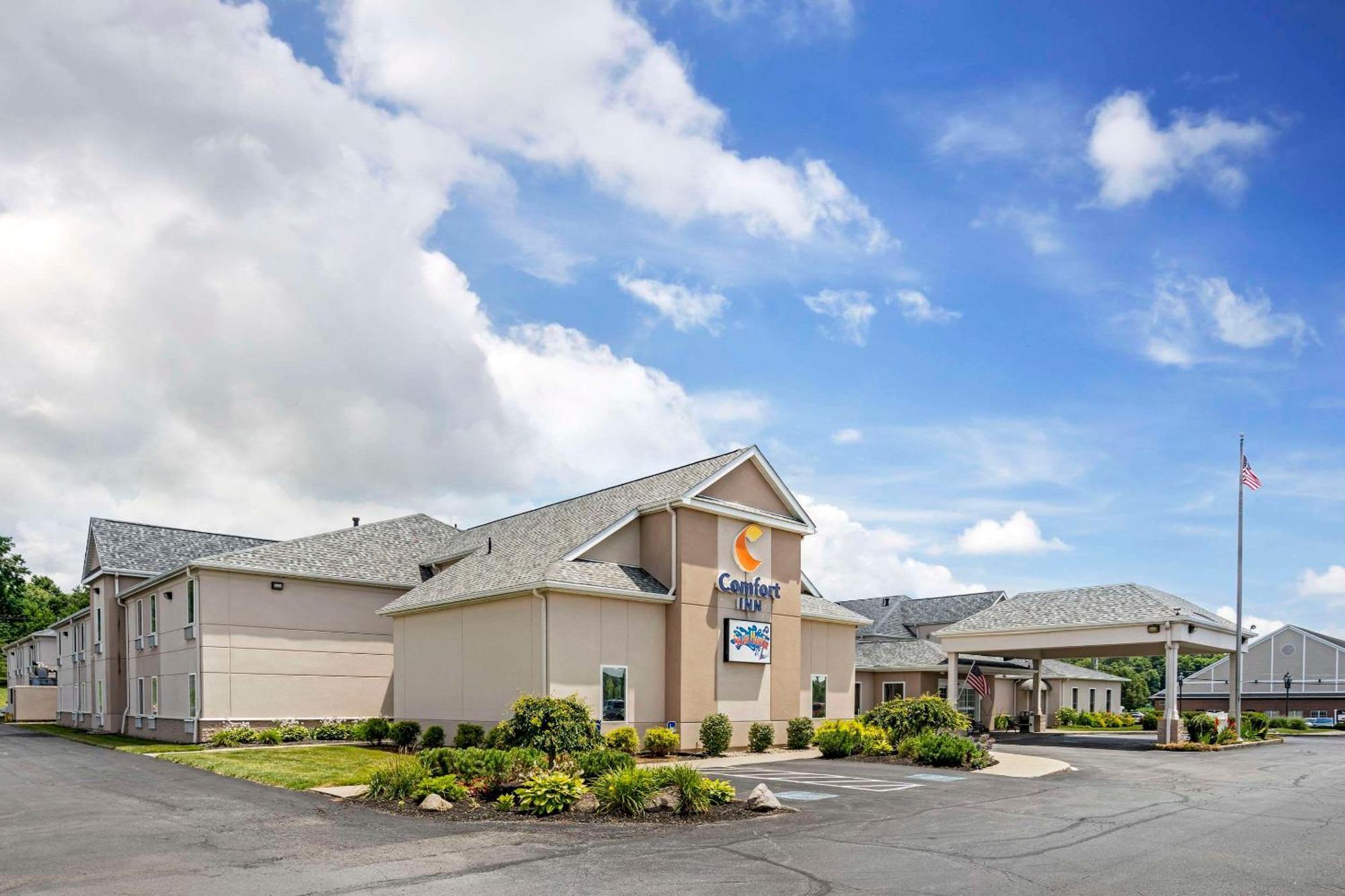 Comfort Inn Splash Harbor Bellville Bagian luar foto