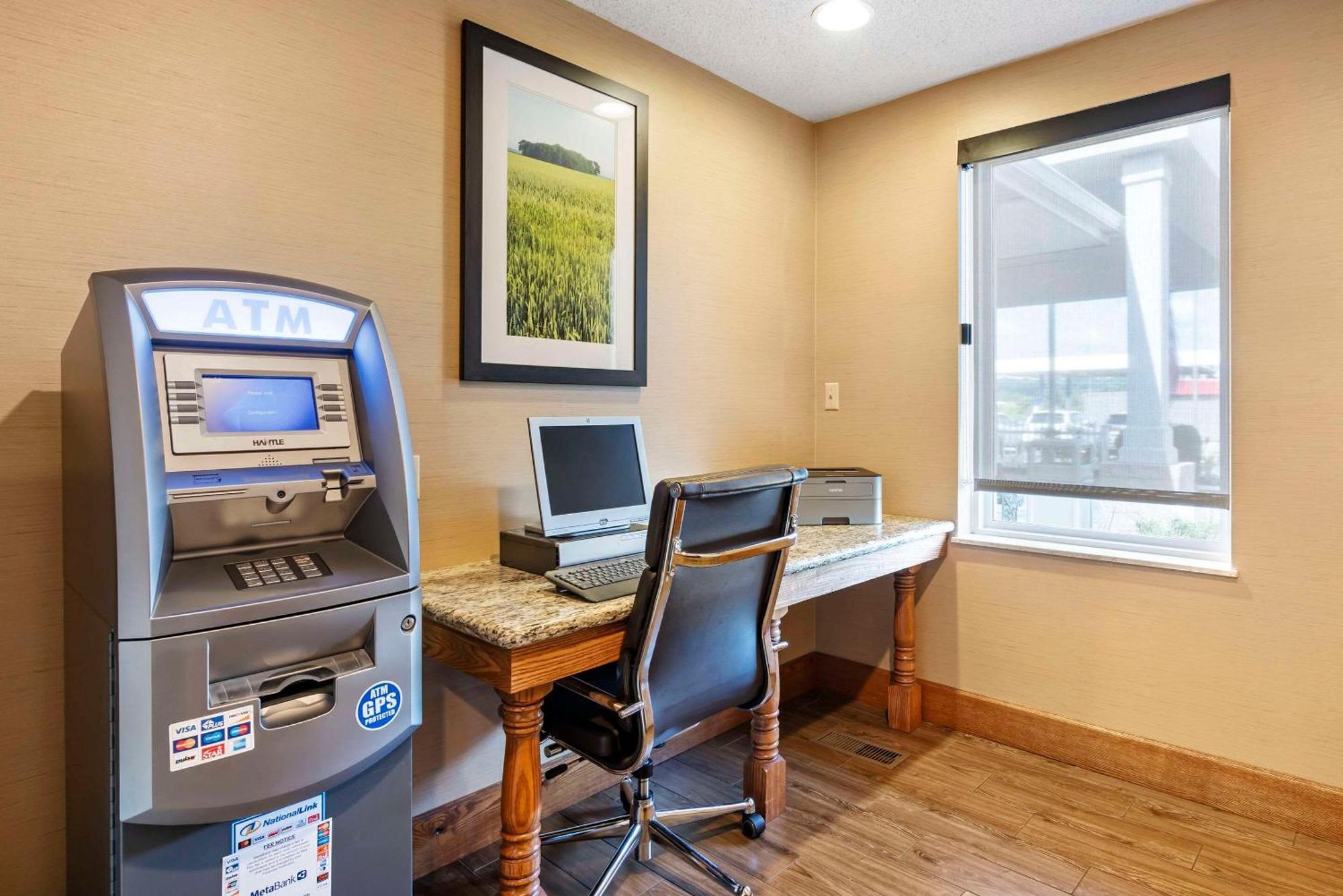 Comfort Inn Splash Harbor Bellville Bagian luar foto